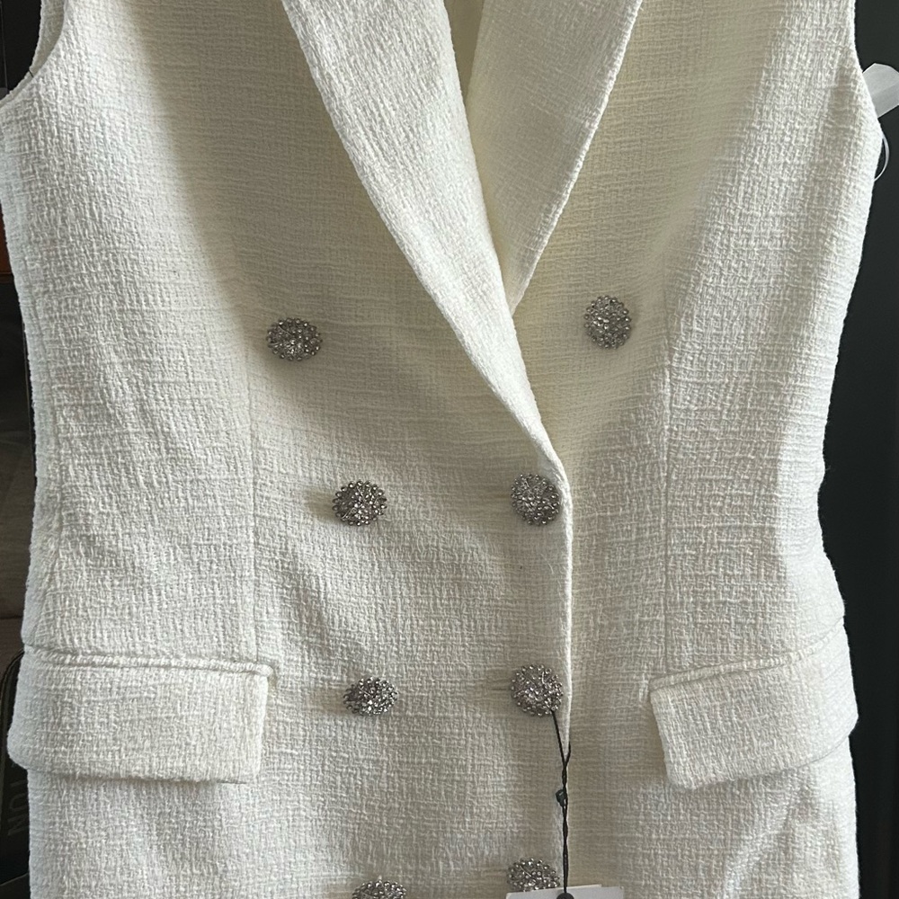 Sleeveless Double-Breasted Cream Bouclé Vest
